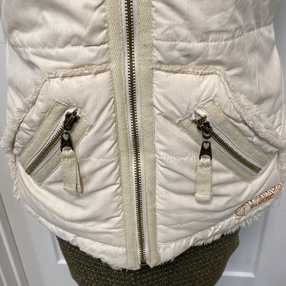 BILLABONG HOODED VEST WITH FAUX FUR LINING AND RUFFLES - Picture 3 of 16